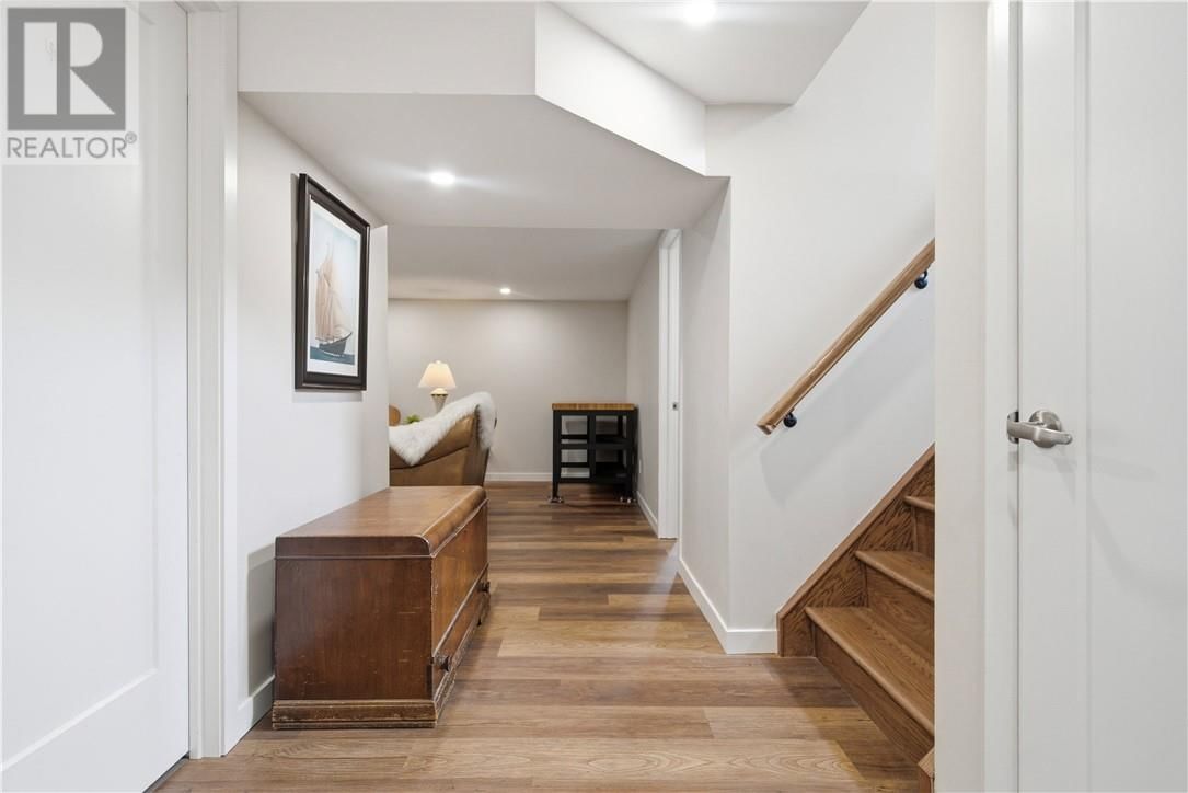 1004 BUCKINGHAM DRIVE Image 20