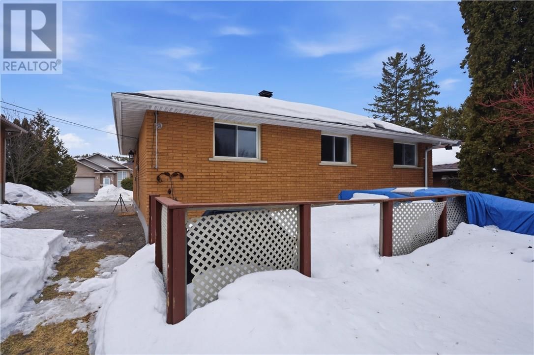 1004 BUCKINGHAM DRIVE Image 26