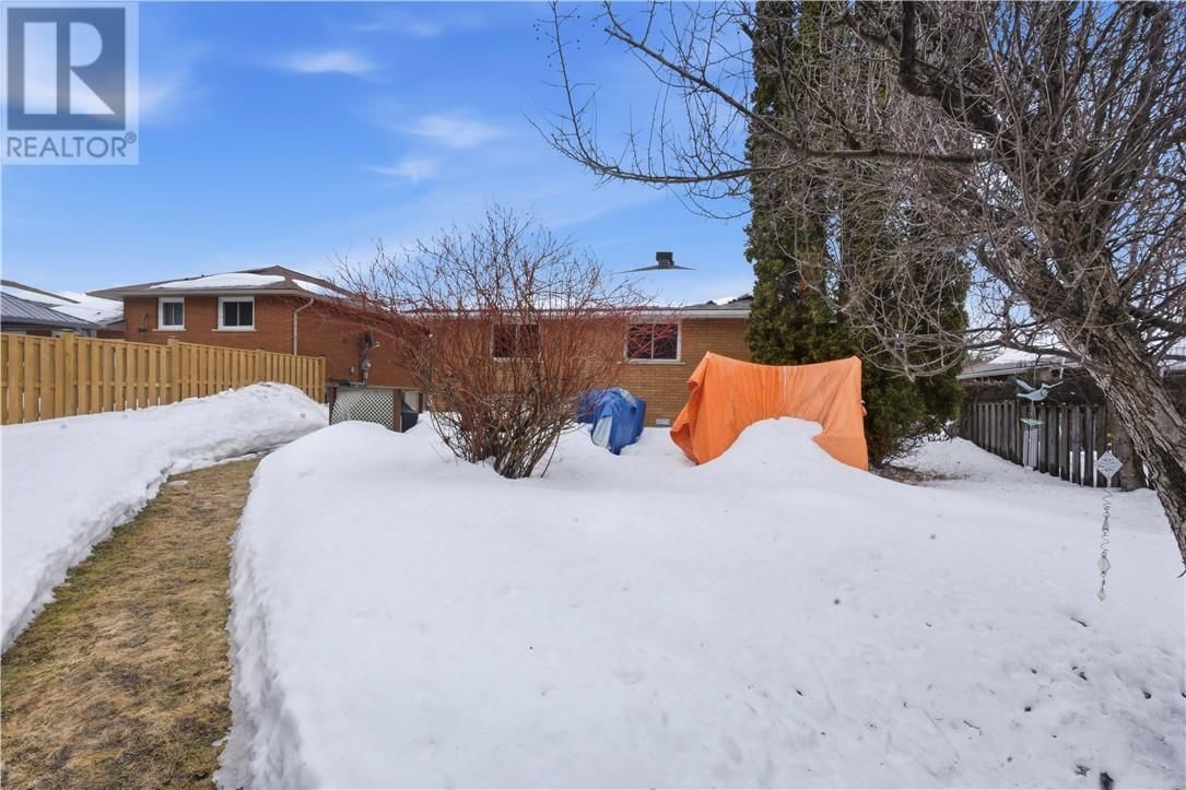 1004 BUCKINGHAM DRIVE Image 27