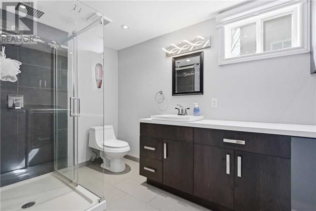 3135 LOUIS STREET Image 20