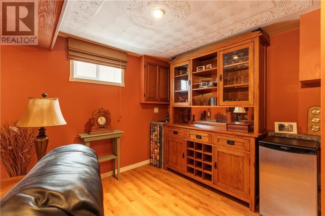 24 VAILLANCOURT DRIVE Image 14