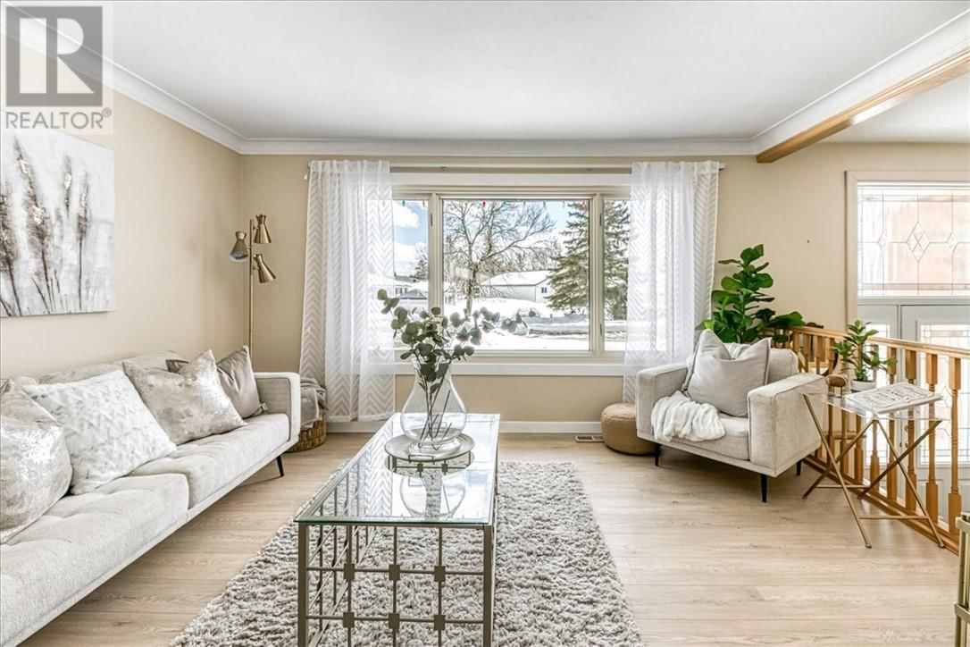 138 RIVERSIDE DRIVE Image 14