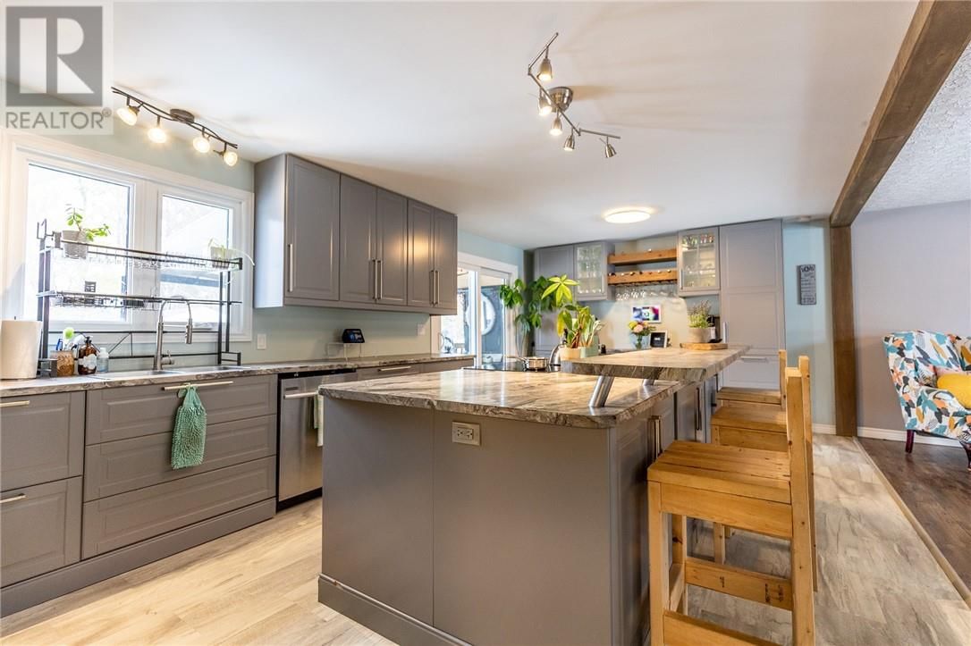 25 GOODMAN AVENUE Image 10