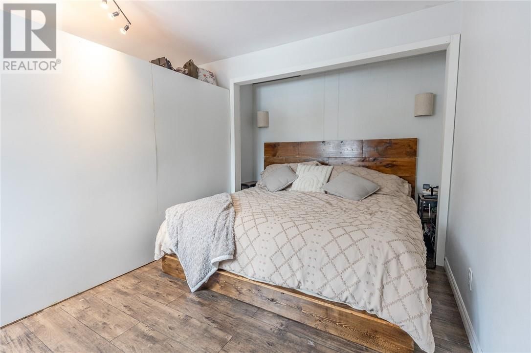 25 GOODMAN AVENUE Image 23