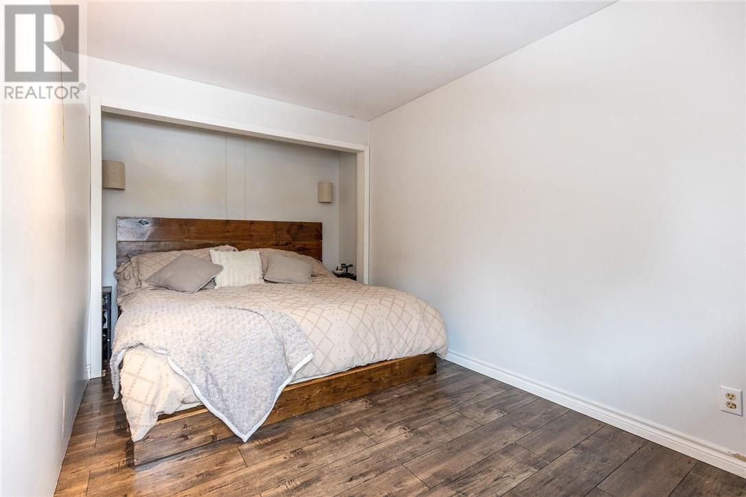 25 GOODMAN AVENUE Image 24