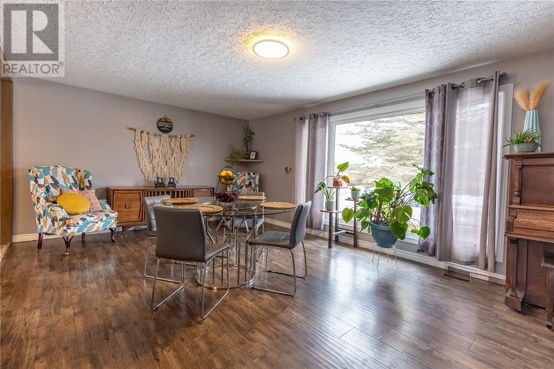 25 GOODMAN AVENUE Image 5