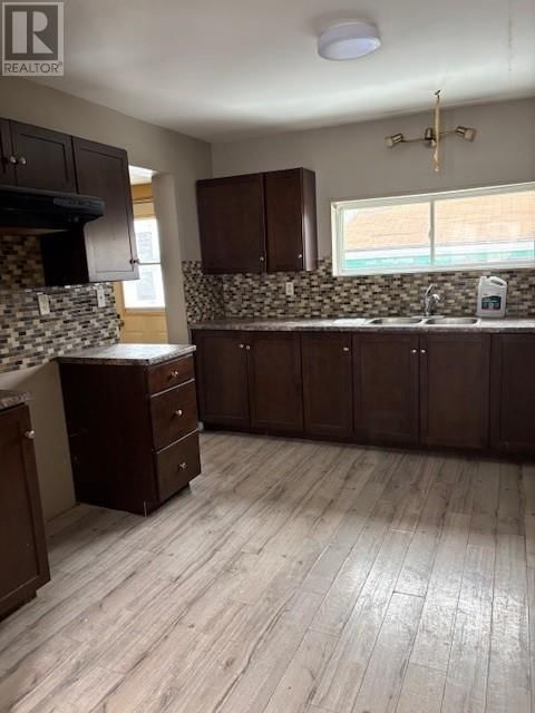 67 YOUNG STREET Image 6