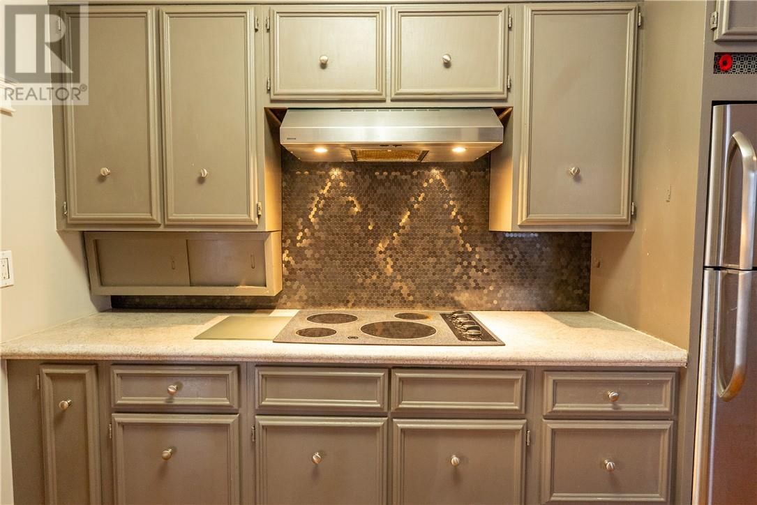 2434 BLYTH ROAD Image 11