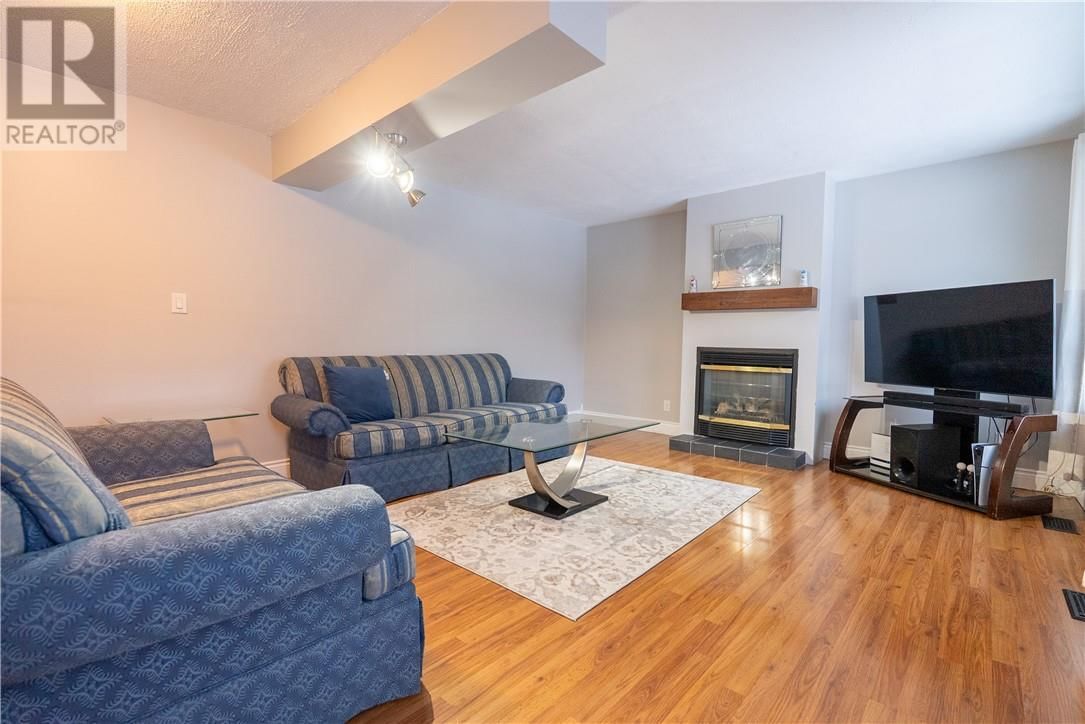 2434 BLYTH ROAD Image 13