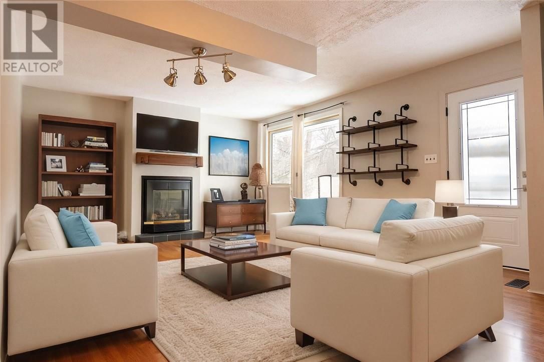 2434 BLYTH ROAD Image 20