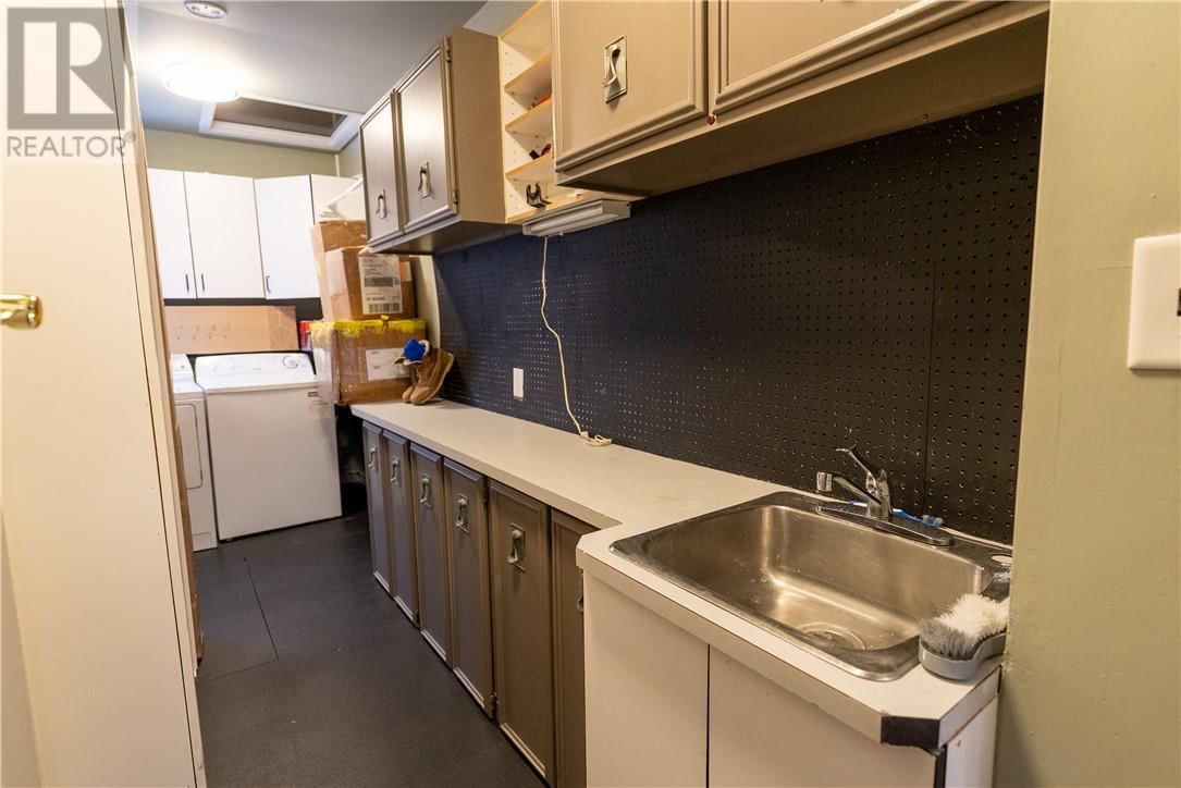 2434 BLYTH ROAD Image 25