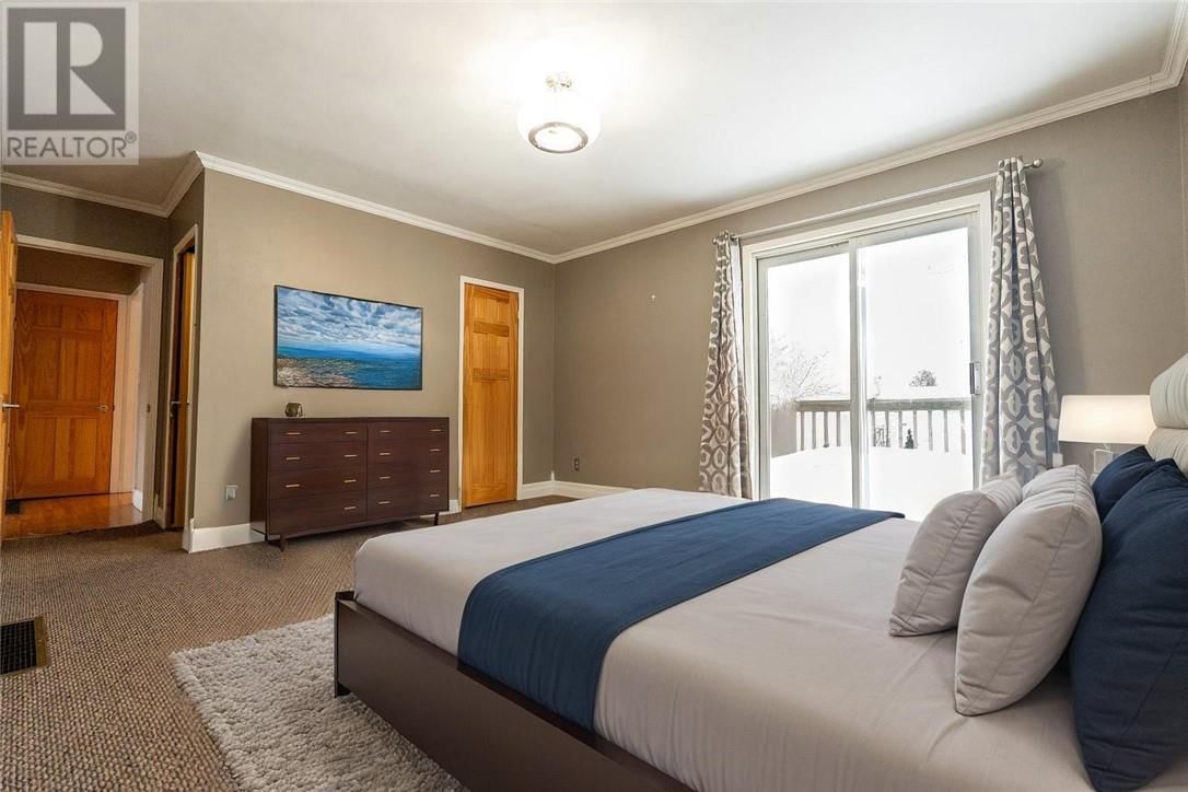 2434 BLYTH ROAD Image 33