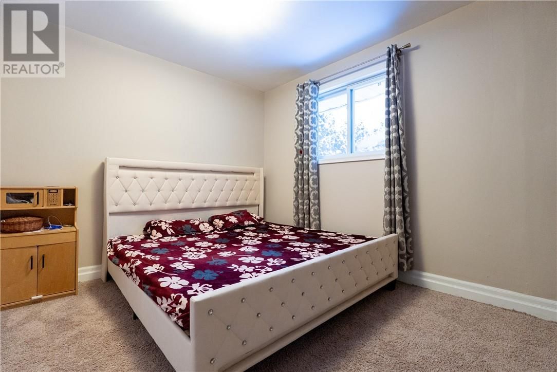 2434 BLYTH ROAD Image 34