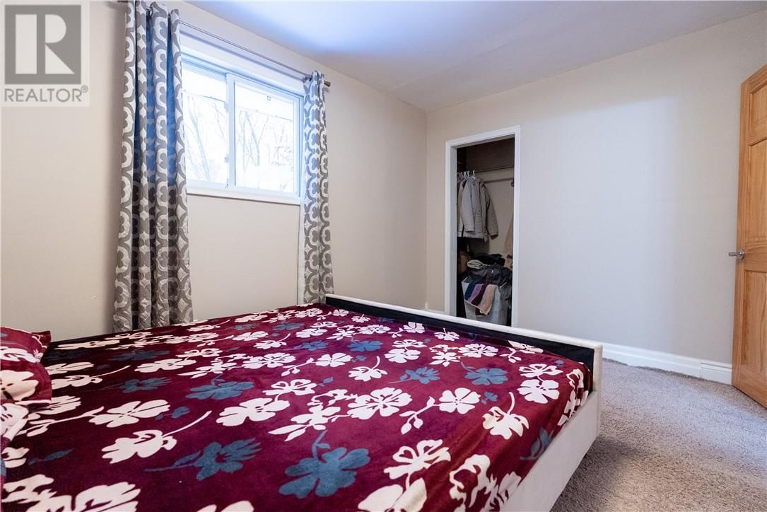 2434 BLYTH ROAD Image 36