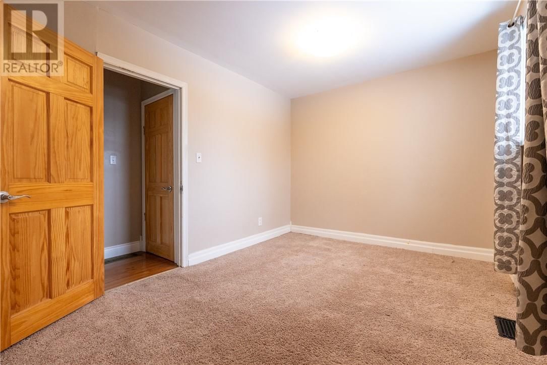 2434 BLYTH ROAD Image 37