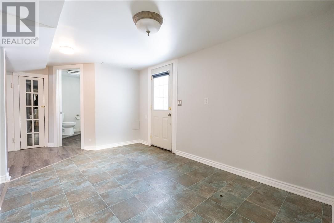 2434 BLYTH ROAD Image 39