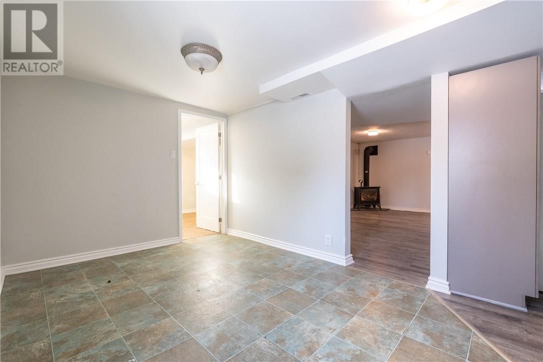 2434 BLYTH ROAD Image 41