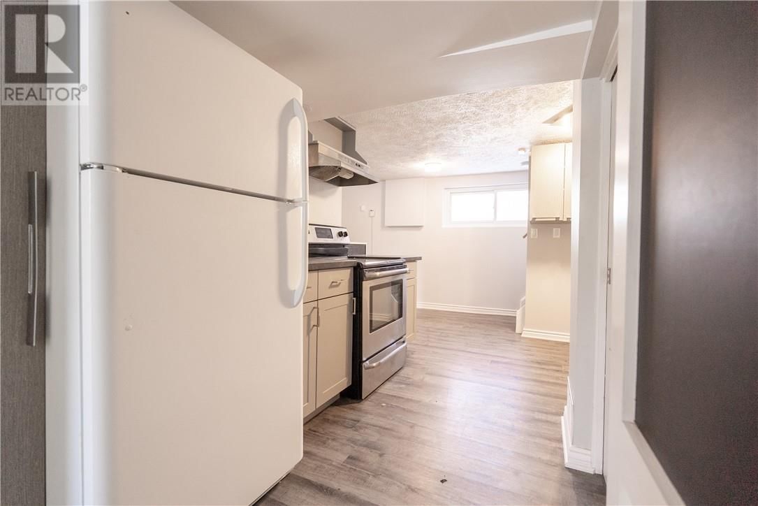 2434 BLYTH ROAD Image 43