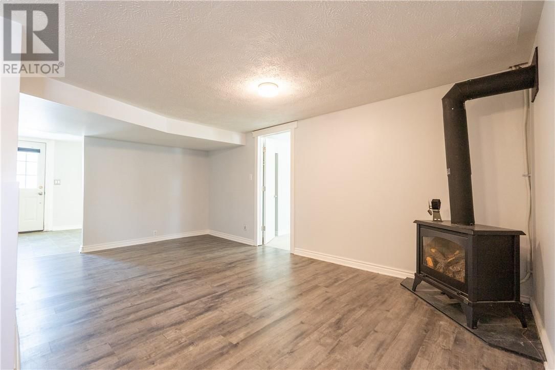 2434 BLYTH ROAD Image 49