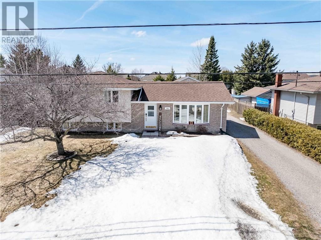 195 RAYSIDE AVENUE Image 3