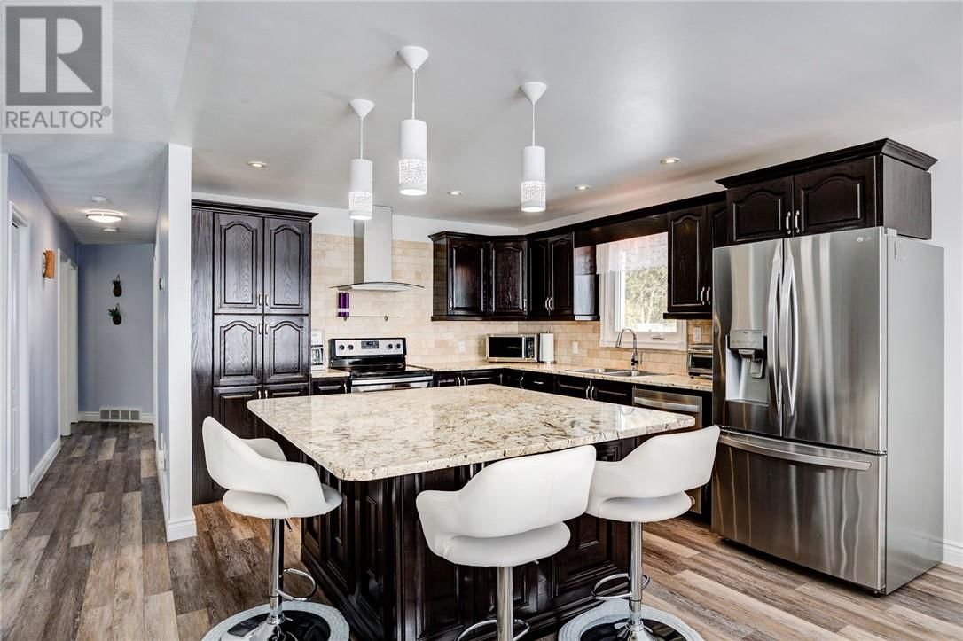 41 OAK STREET Image 11