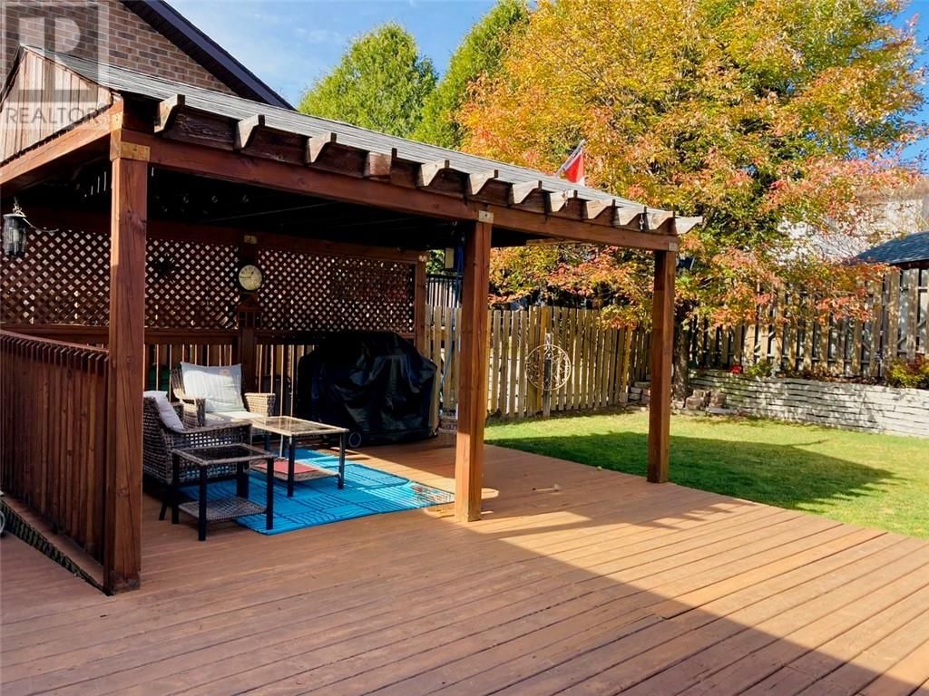 41 OAK STREET Image 3