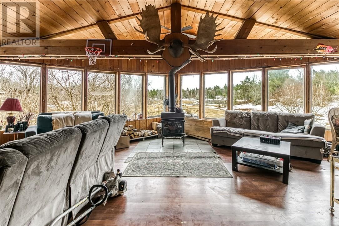 591 NORTHERN CENTRAL Image 12