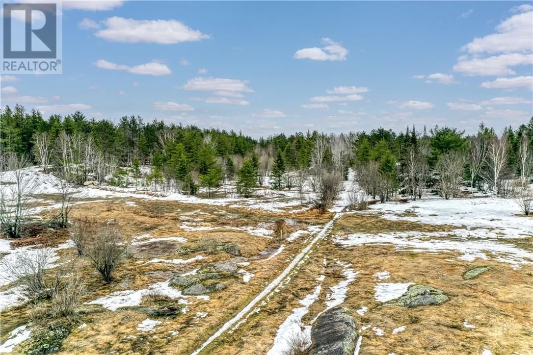 591 NORTHERN CENTRAL Image 14