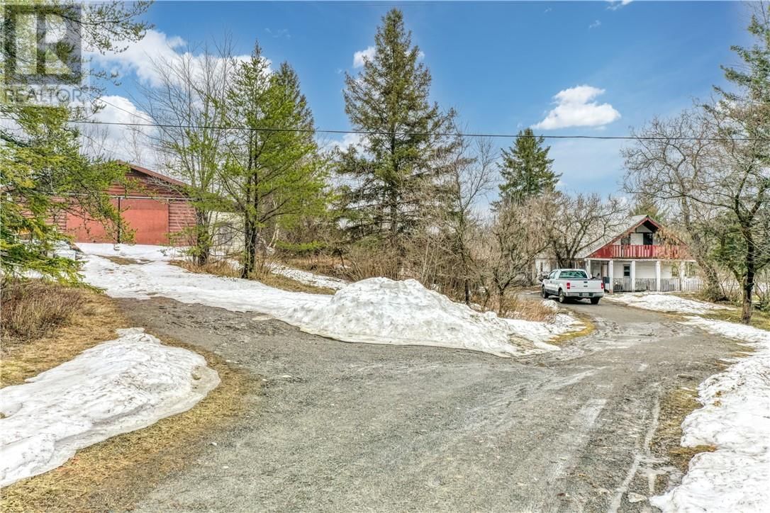 591 NORTHERN CENTRAL Image 2