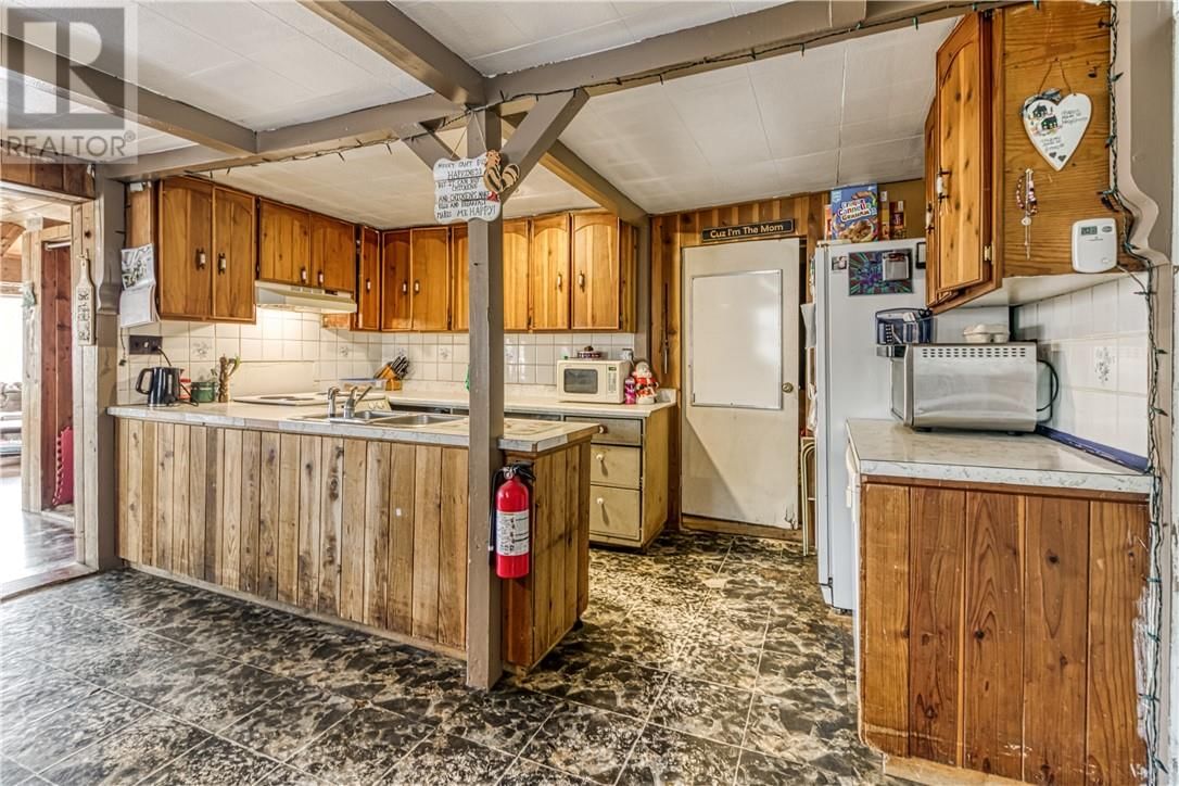 591 NORTHERN CENTRAL Image 9