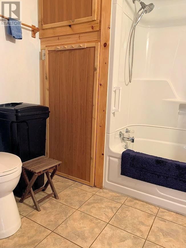 642 WATER STREET Image 23