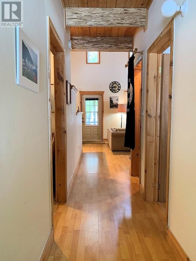 642 WATER STREET Image 26