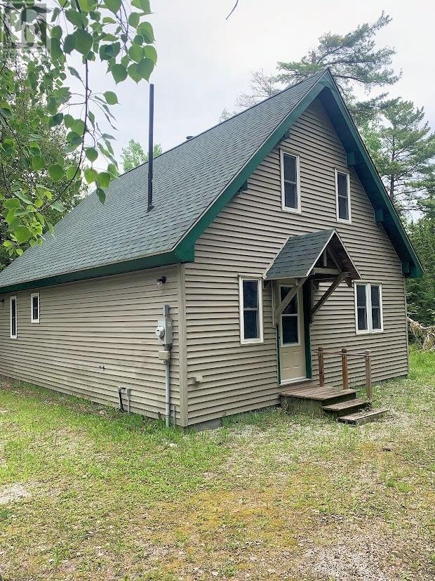 642 WATER STREET Image 3