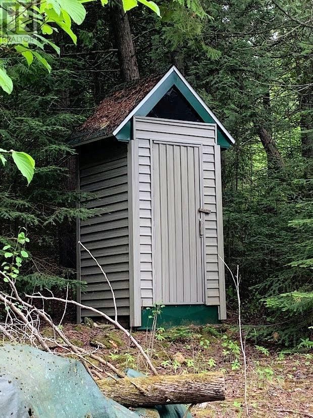 642 WATER STREET Image 37