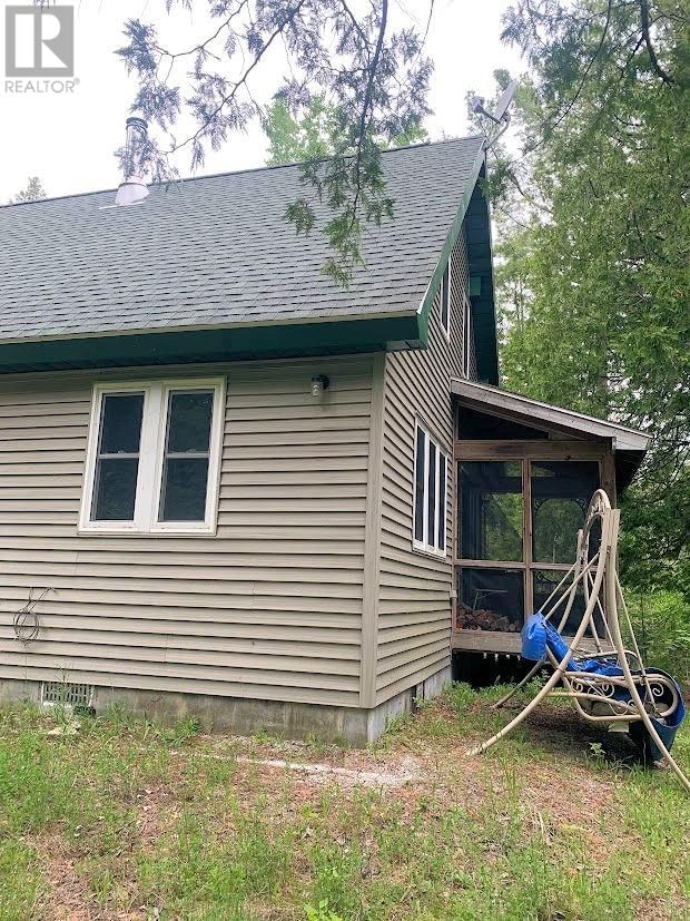 642 WATER STREET Image 4