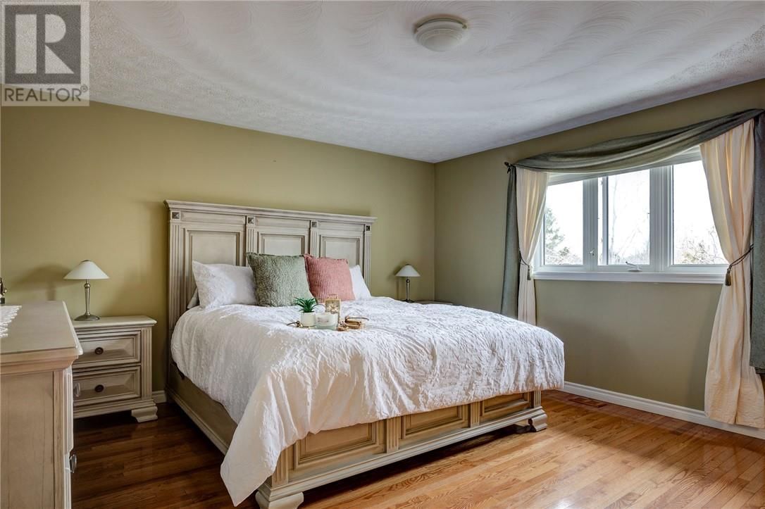 1326 ATTLEE AVENUE Image 11