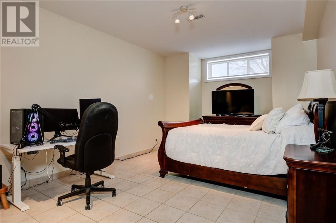 1326 ATTLEE AVENUE Image 14