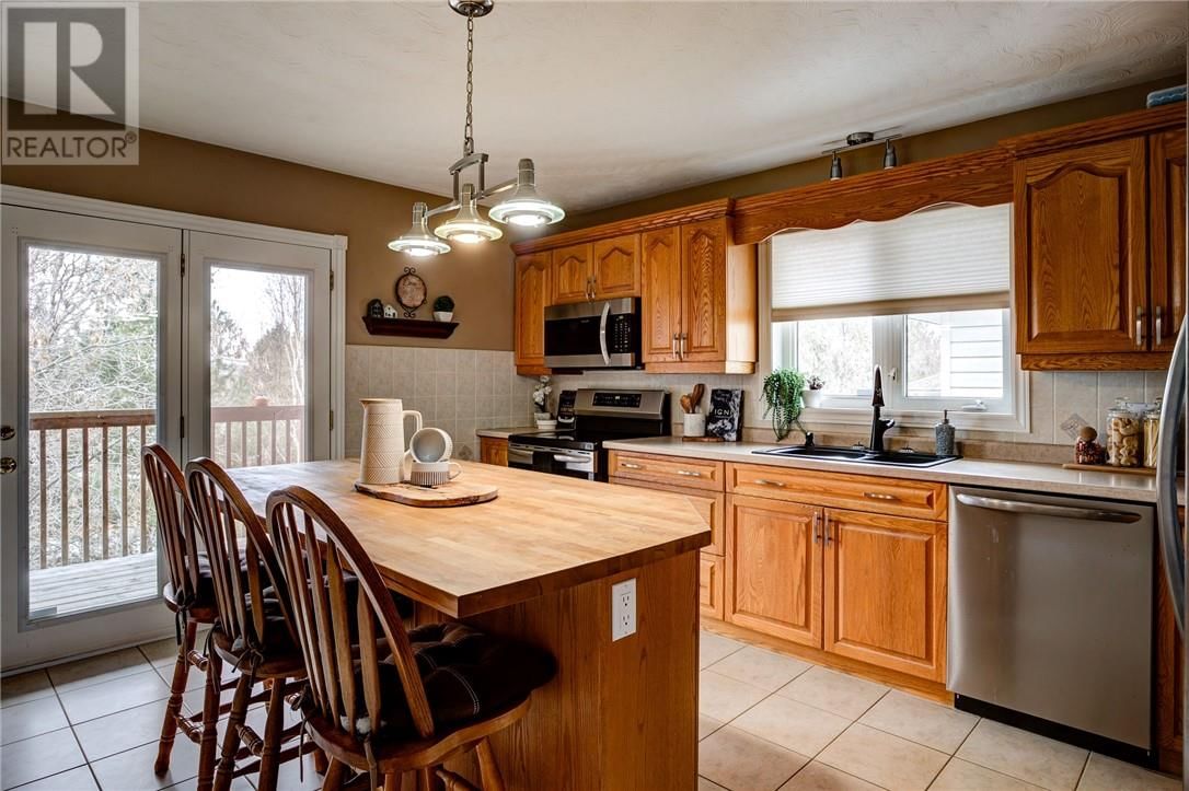 1326 ATTLEE AVENUE Image 3