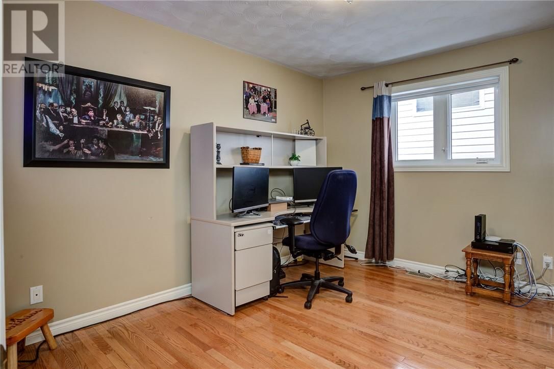 1326 ATTLEE AVENUE Image 8