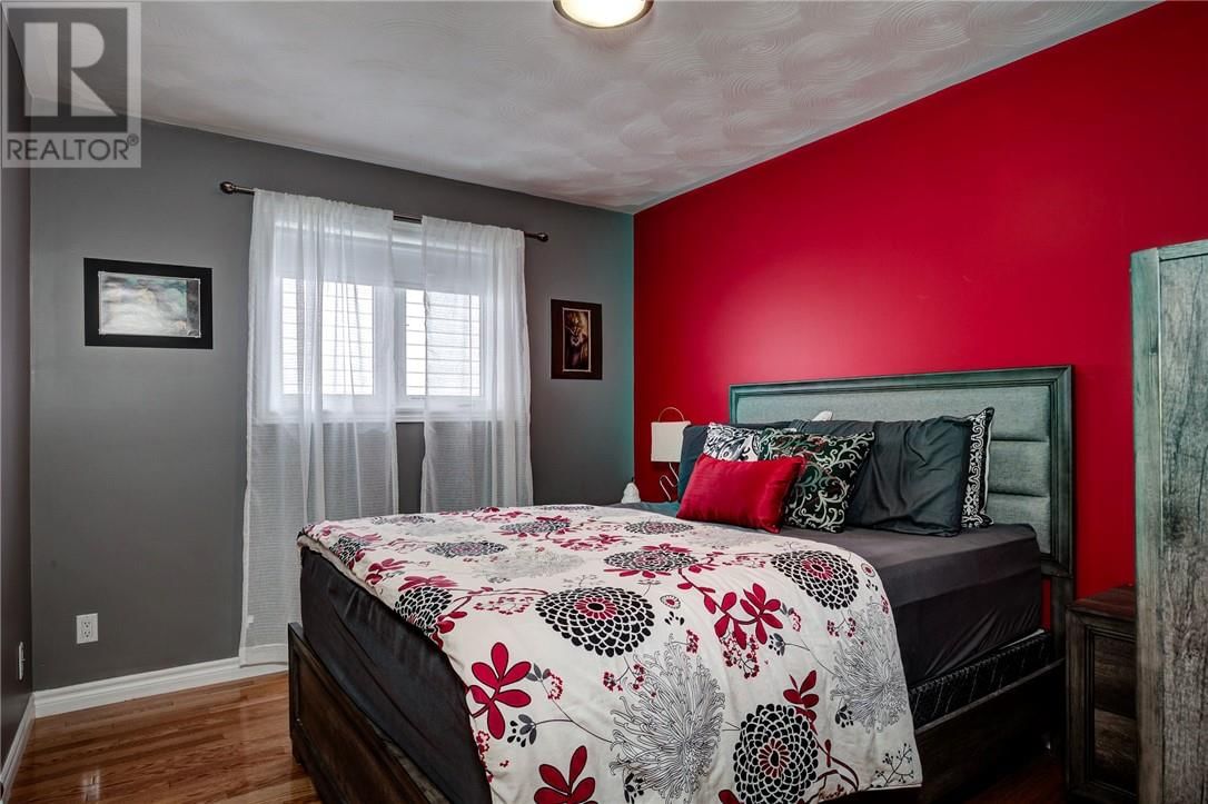 1326 ATTLEE AVENUE Image 9