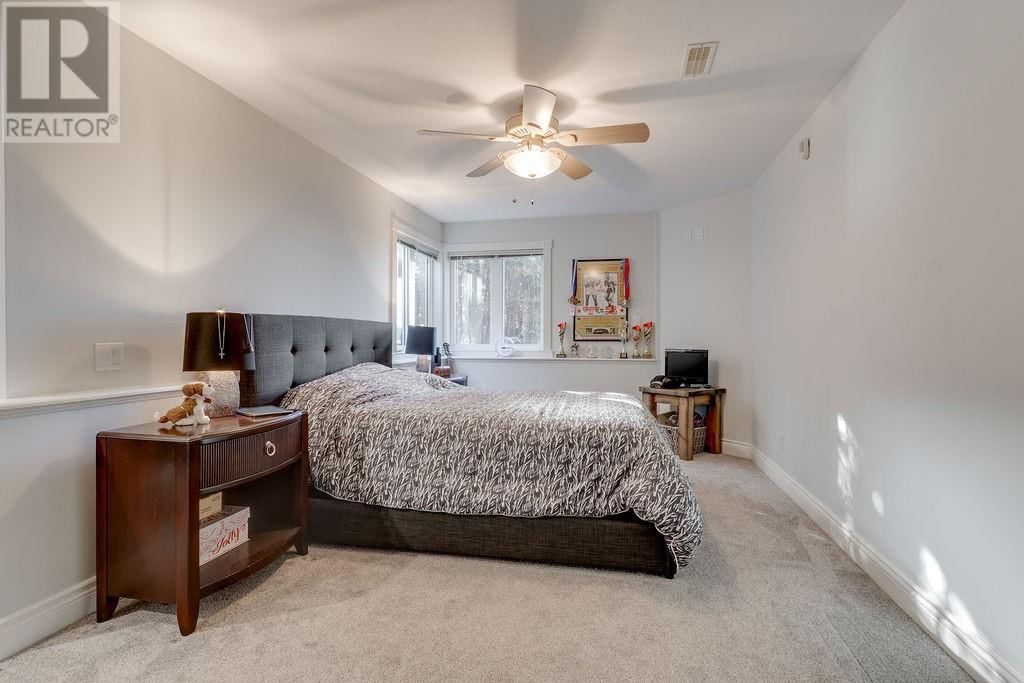 400 SECOND AVENUE Image 48