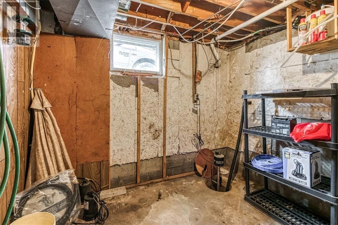 29 ARLINGTON DRIVE Image 28