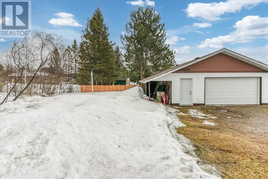 29 ARLINGTON DRIVE Image 5