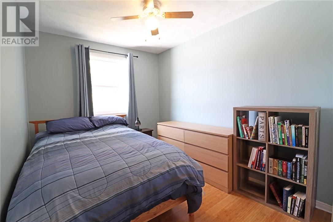 3274 PERCY AVENUE Image 14