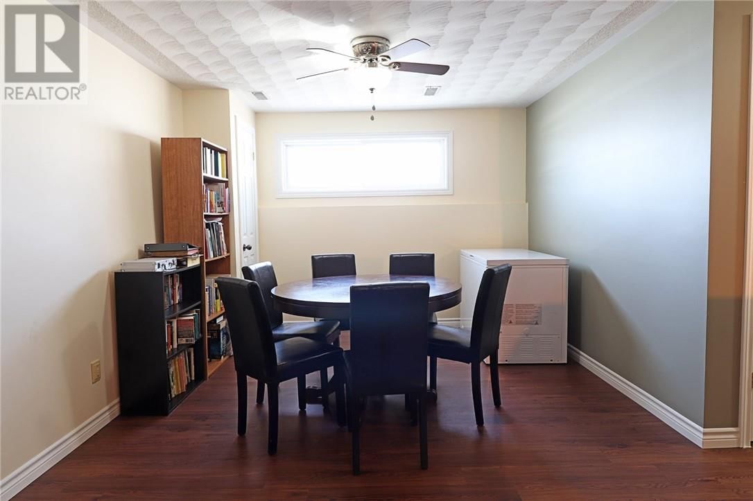 3274 PERCY AVENUE Image 16