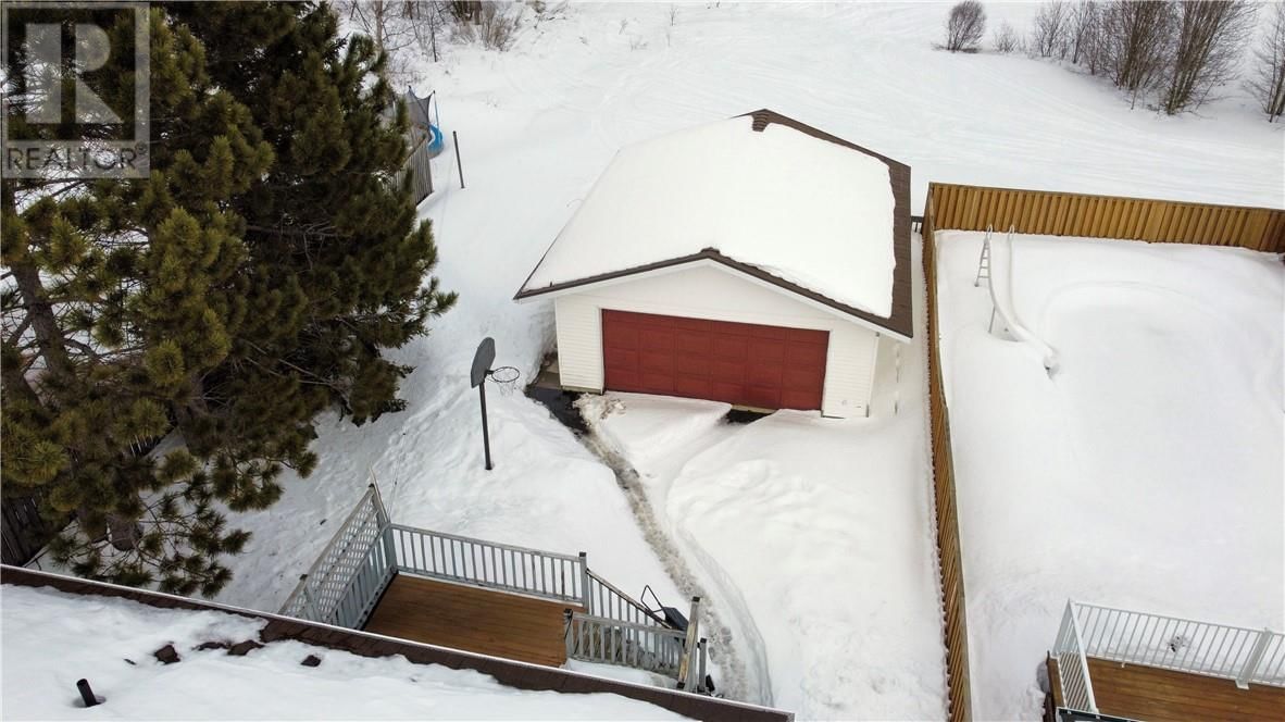 3274 PERCY AVENUE Image 33