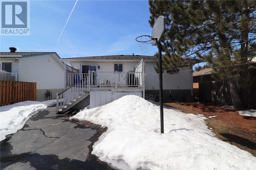 3274 PERCY AVENUE Image 34