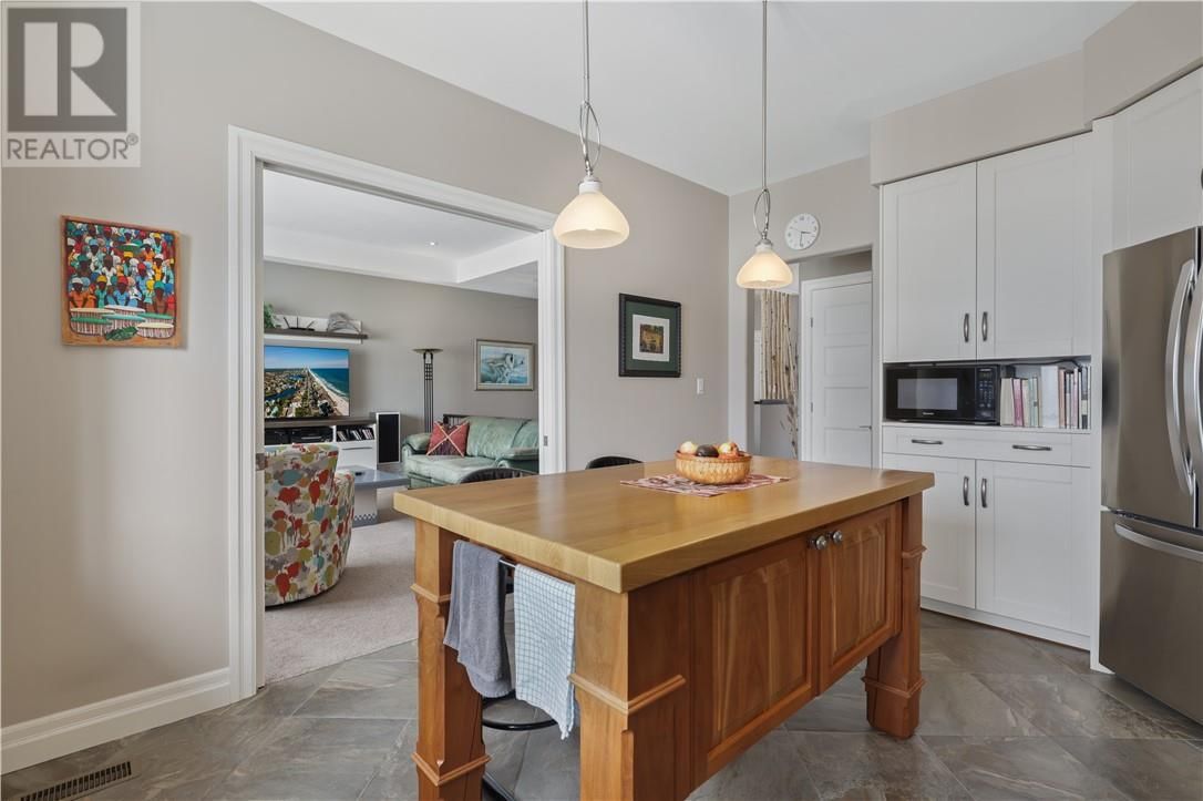 82 BOBCAT TRAIL Image 11