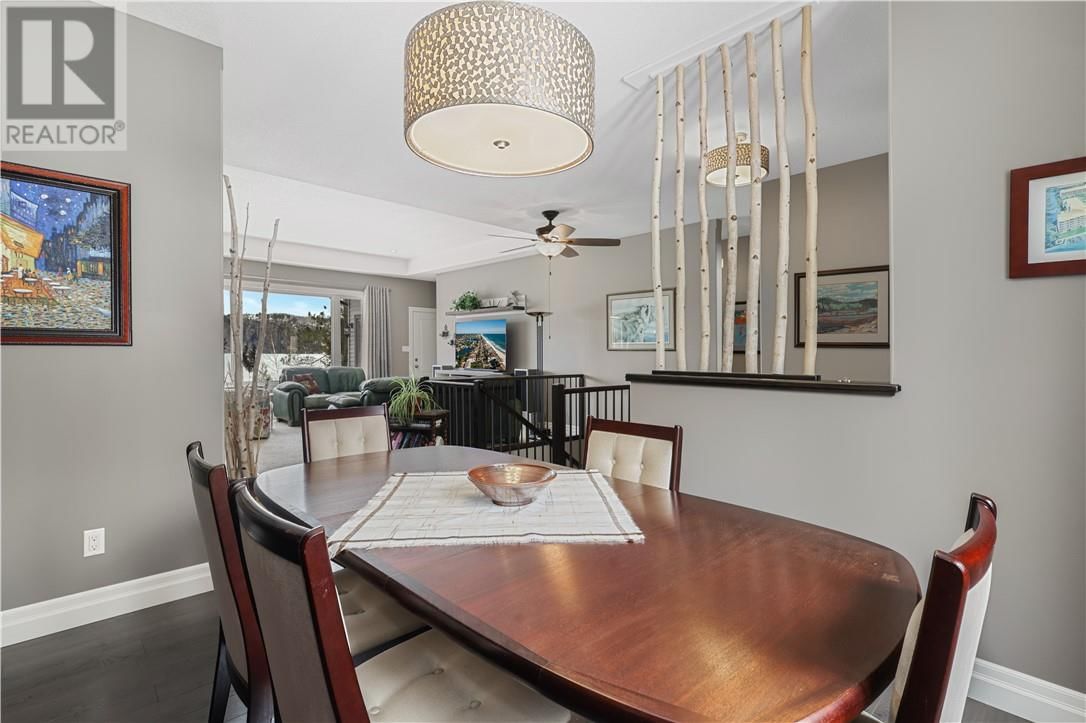 82 BOBCAT TRAIL Image 15