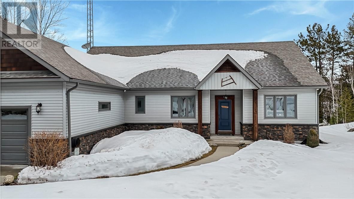 82 BOBCAT TRAIL Image 2